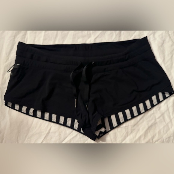 Lululemon Water: Surf Short (2") Reversible - Picture 7 of 14